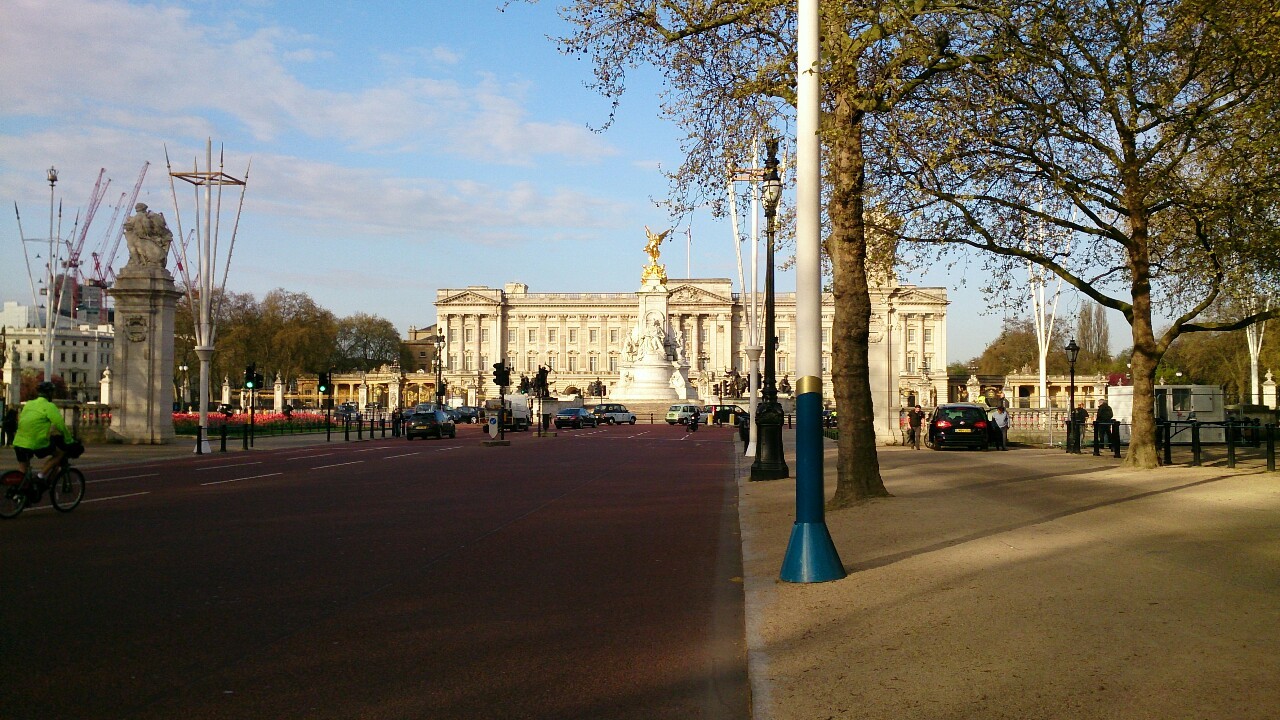 Buckingham Palace. 