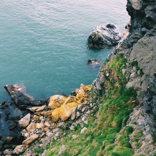 starrla89:gudegurl:wicklow national park (glendalough) 9.11 // howth cliff walk 9.18@sweetfirebird -