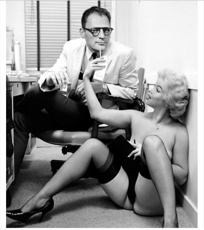 needyhotwetwife:  magicofoldies:  Marilyn Monreo and Arthur Miller photographed Jeffrey