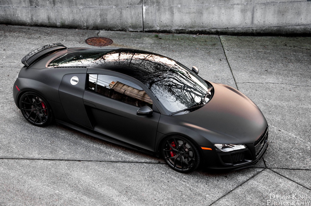 carpr0n:  My twisted, dark fantasy Starring: Audi R8 (by Dylan King Photography)