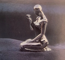 Porn 2001hz:Hajime Sorayama: First 3D Robot Sculpture photos