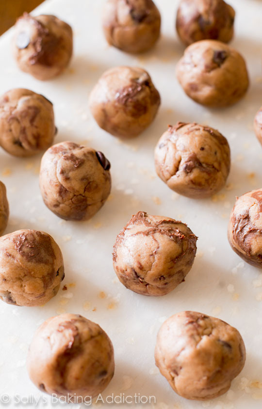 foodffs:  Nutella Chocolate Chip Cookies.Really nice recipes. Every hour.