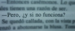 quierounponisalvajeya:  murderer-of-emotions:  pregunta qla  No valió la pena. Pero si te saco al menos una sonrisa valió la pena c: 