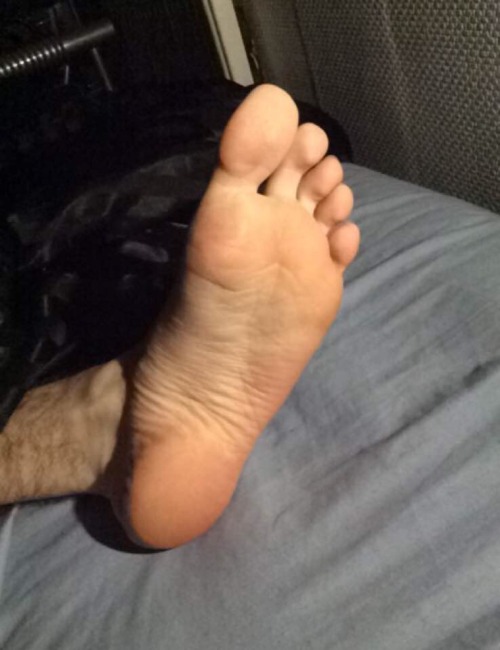 This Guy from the UK. Im about to book my flight so I can tongue down these feet asap !!