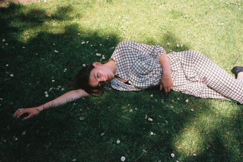 NINA DOZY