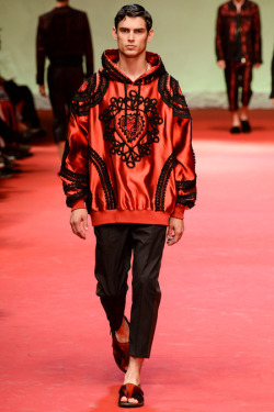 grabyourankles:  Arthur Gosse walks for Dolce