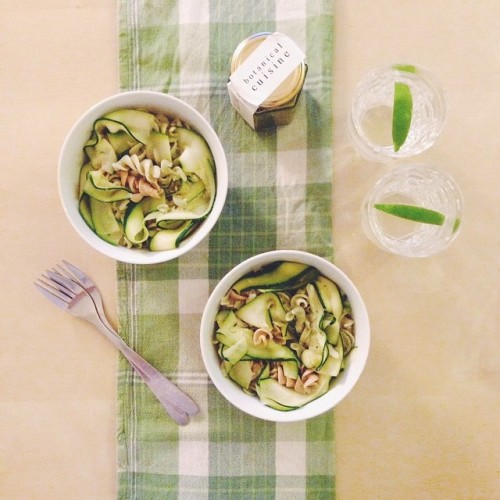 Brown rice &amp; vegetable pasta, zucchini ribbons and @botanicalcuisine basil &amp; kale pe