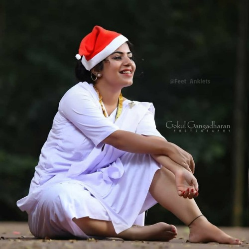 Christmas Weekend . Click by @gokulmizhi . Model @snubicm . #photography #photoshoot #indianphoto