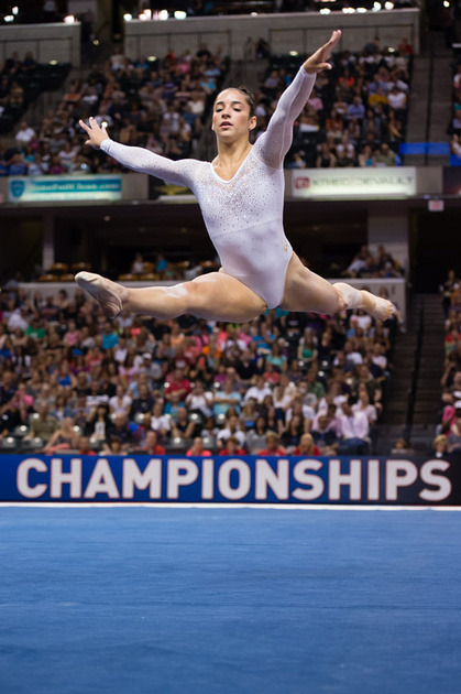 amandacarmela:  Favorite leos from women’s day 1 of the 2015 P&amp;G Gymnastics