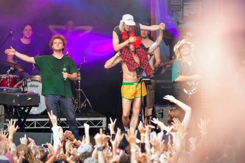 fuckyeahconnan:  ¡Come to M.E.X.I.C.O!  Mac and Connan?! 