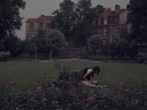 Backyard love Photography by Ville Varumo Styling by Sakke Hytönen Hair by Marii Sadrak Model(s