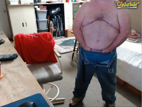 boxermann: lord-tigerway: Butchieboo on Chaturbate Damn hot man!!