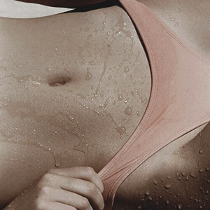 dolcegf:colour me peach#d3c6ba - #c1a089