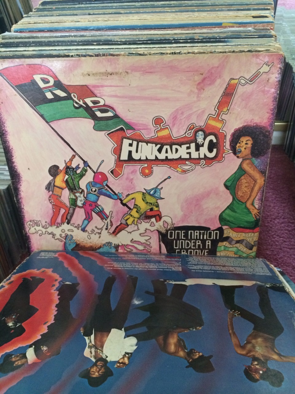 cupsandcrates:  drstrangeloves:  More albums  Perfect.   I&rsquo;d love to put