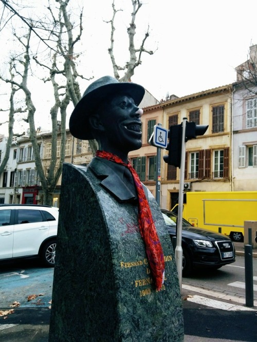 wulfrannseyes: [21.12.2016 - Marseille, France] A new necktie for the always-smiling Fernandel.