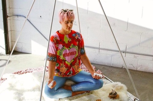 Sometimes, you just have to grab your #selenite and go sit under the pyramid for a few minutes to ge