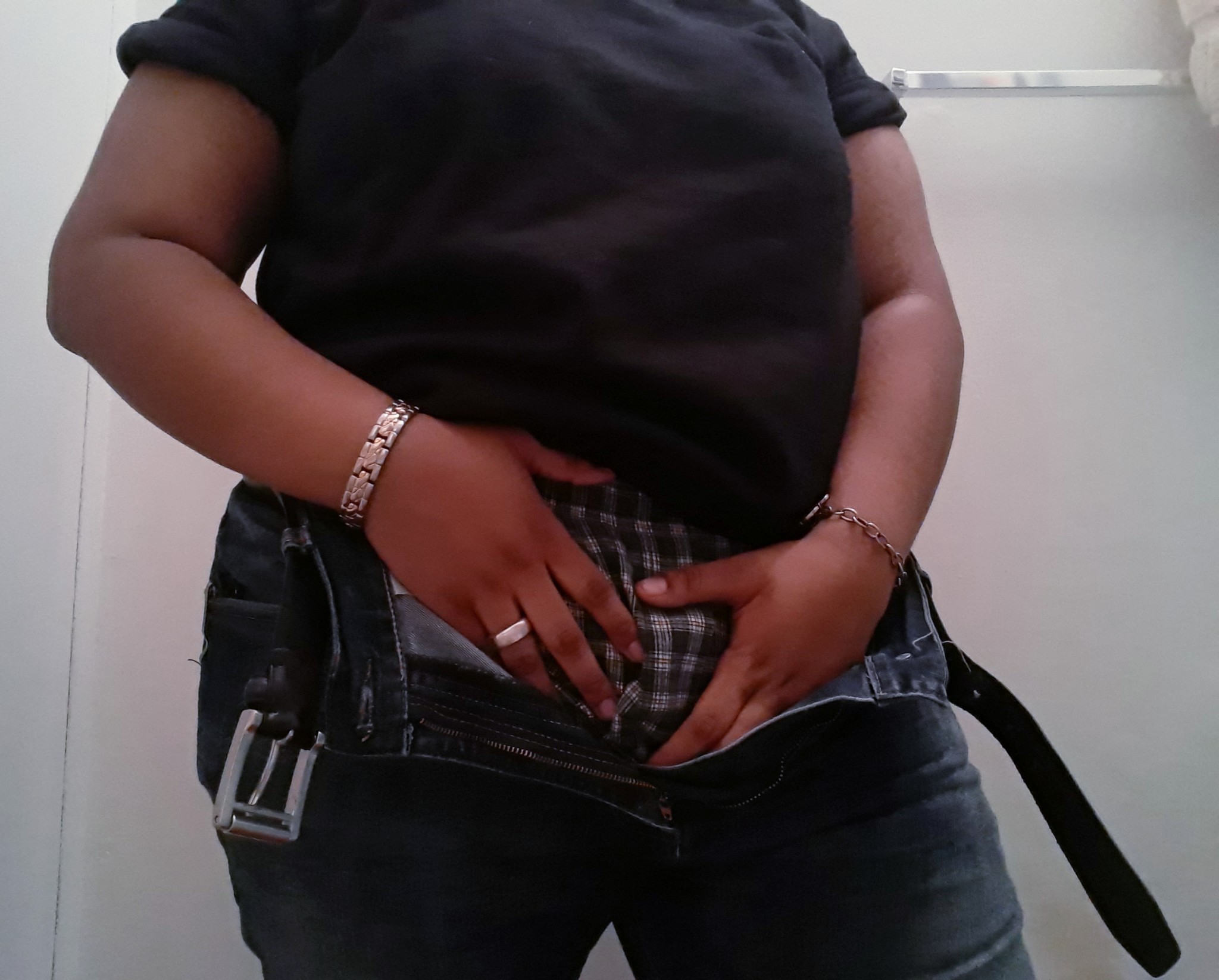 gudbutch:🖤Back To Black🖤they/them[men/minors don’t interact please]