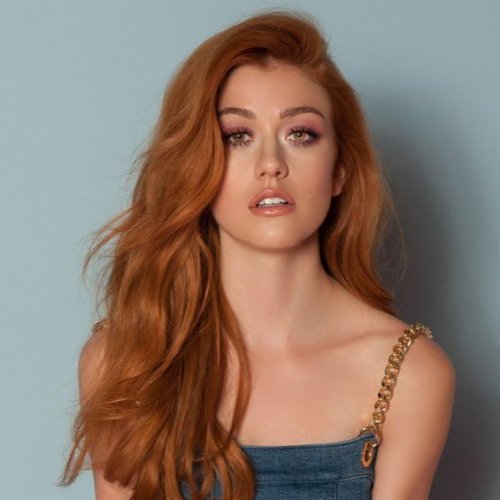 Katherine McNamara icons ♡• credits to @avgerostark on twitter if you use • like & reblog if u s