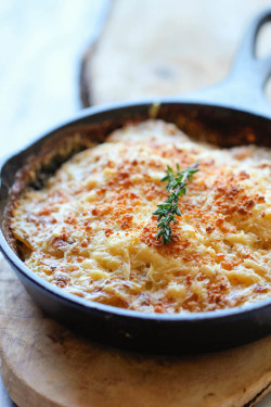 do-not-touch-my-food:  Parmesan Scalloped Potatoes