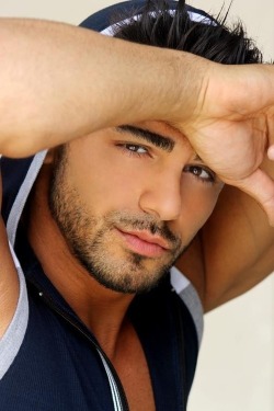 hotmalemodel:  Follow Hot Male Model for more hot guys! 