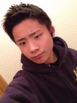 mantop10691:  兩位鮮嫩的可口小鮮肉