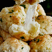 foodphotosets:  cheese bombs! 