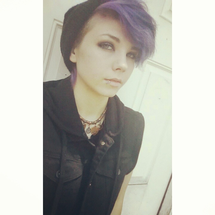 skyethepunkrockwhore:  violent-psychosis:  skyethepunkrockwhore:  skyethepunkrockwhore: