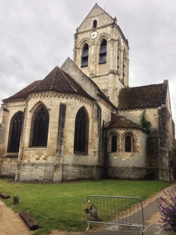 zooey-grass:  Saw a familiar church on my