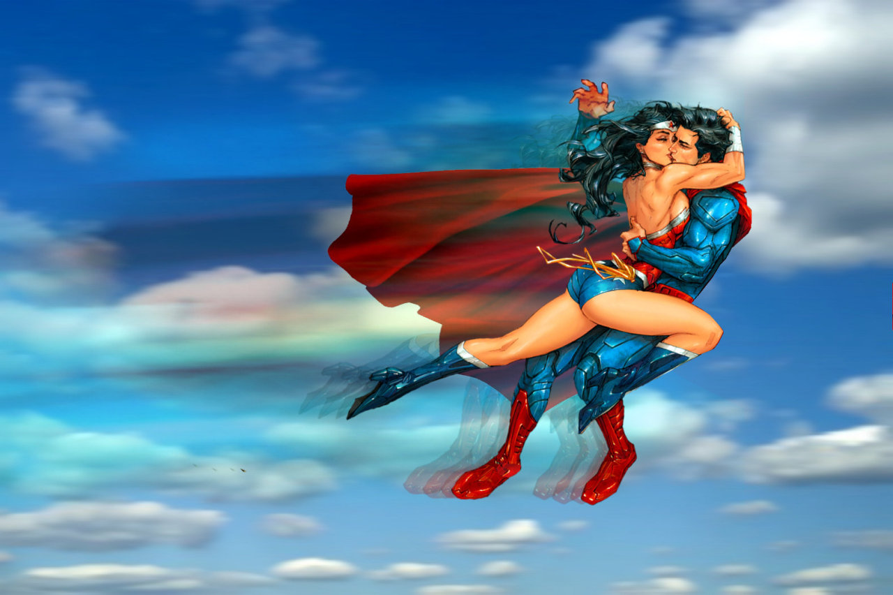 hellyeahsupermanandwonderwoman:  #Superman #WonderWoman #Love #Kiss“It is the passion