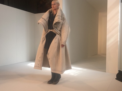 saintlaurentgirl:    Maison Margiela Artisanal Couture AW 16/17 shot by Dan Thawley 