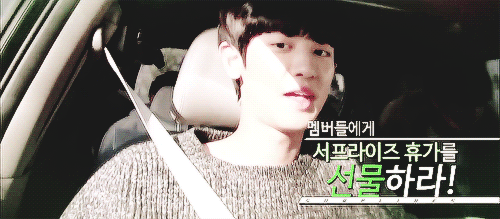 gongyoop-deactivated20170703:  chanyeol’s face when he successfully lied to the