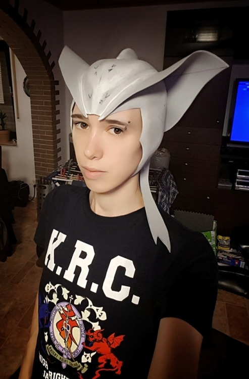 GalraHeadCap made by me⇨ Throk ⇦ Very first try to design a Galra head-cap for Throk for marik_deahr