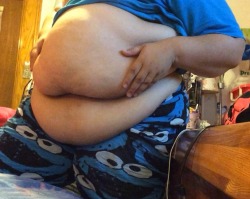 coydee007:  cutefatbabeee:  cutefatbabeee: