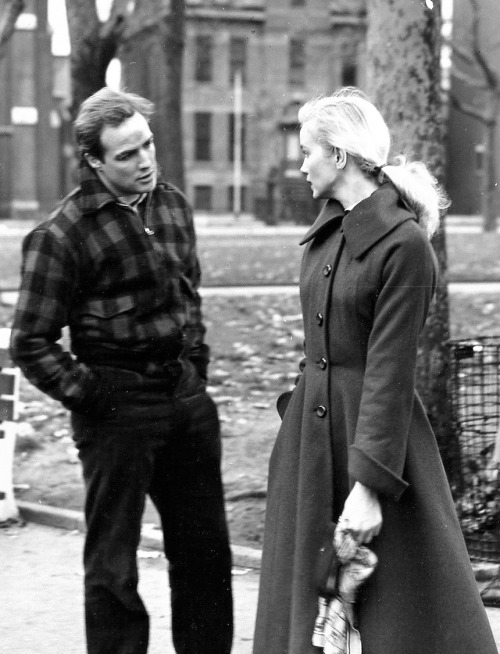 marlonbrando: Marlon Brando and Eva Marie Saint during the filming of On the Waterfront, 1