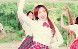 jungeunjiya:  jung eunji with pigtails 😍 summer time pv (short)