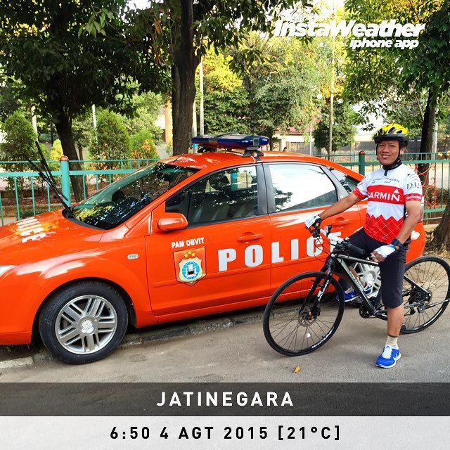 Ready to GO …..west :-)
#Jakarta @pitDjogja #Gowes (di Taman Simanjuntak)