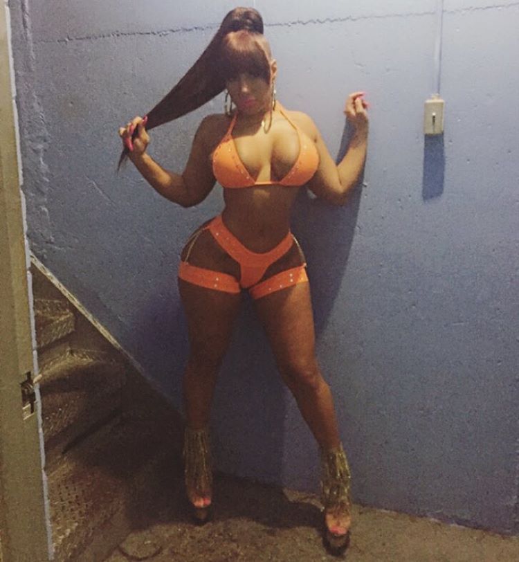 stripper-locker-room:  5starjazziii