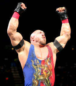 fishbulbsuplex:  Ryback