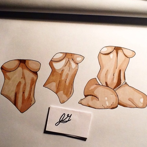 joshxgarren: joshxgarren: Instagram: joshxgarren body studies, tryna find different body types. afro