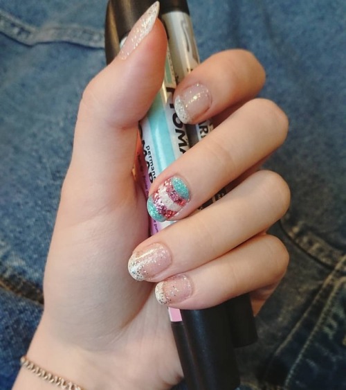 Trans flag nails so I have something extra for pride ✨✨ 