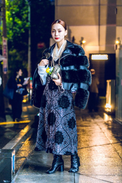 tokyo-fashion:  Tokyo Fashion Week street style we shot for Vogue USA. The second photo is Ai Tominaga and some people are tagged on the TokyoFashion Instagram.