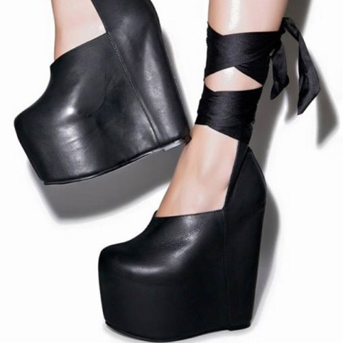 Can some one buy me these #unif #solestruck #shoes #crazyheels