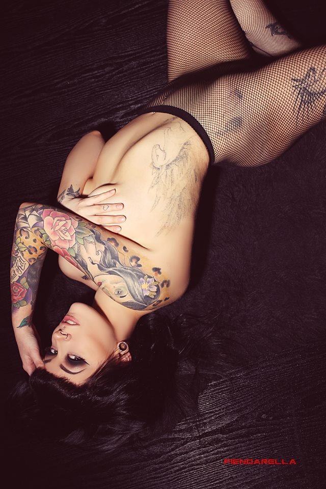 wealllovealternativemodels:  Charlotte Sylvia. Fiendarella Photography.