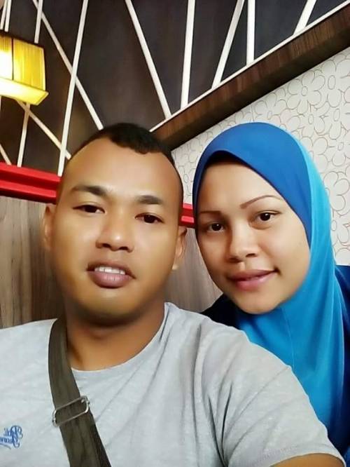 melayubestsposts: hackruel: suami dan isteri, area kuching ada area kuching sape jumpa bini dia ni 