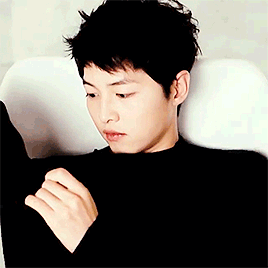 yoo-sijin:Song Joong Ki HIGH CUT