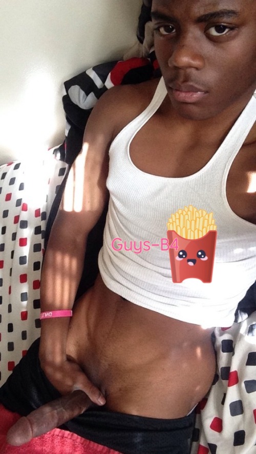 guys-b4-fries:  Vaughn .