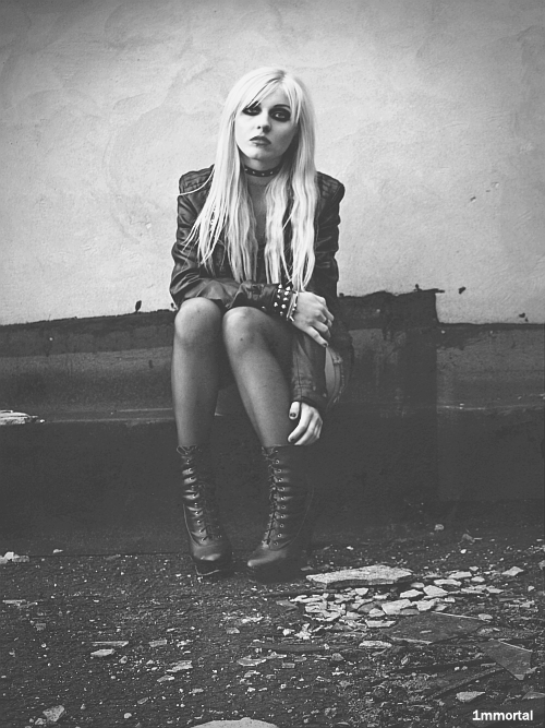 viviolence.tumblr.com/post/42280711276/