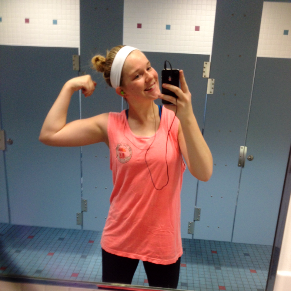 sassysquats:  Celebratory deadlift PR flexing selfies.