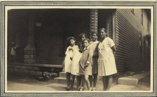 Our GirlsLafayette, LA, 1931©WaheedPhotoArchive, 2015