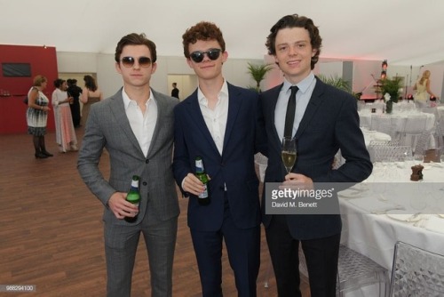 tomhollandxreader: a three course meal the whole truth and nothing but the truth.